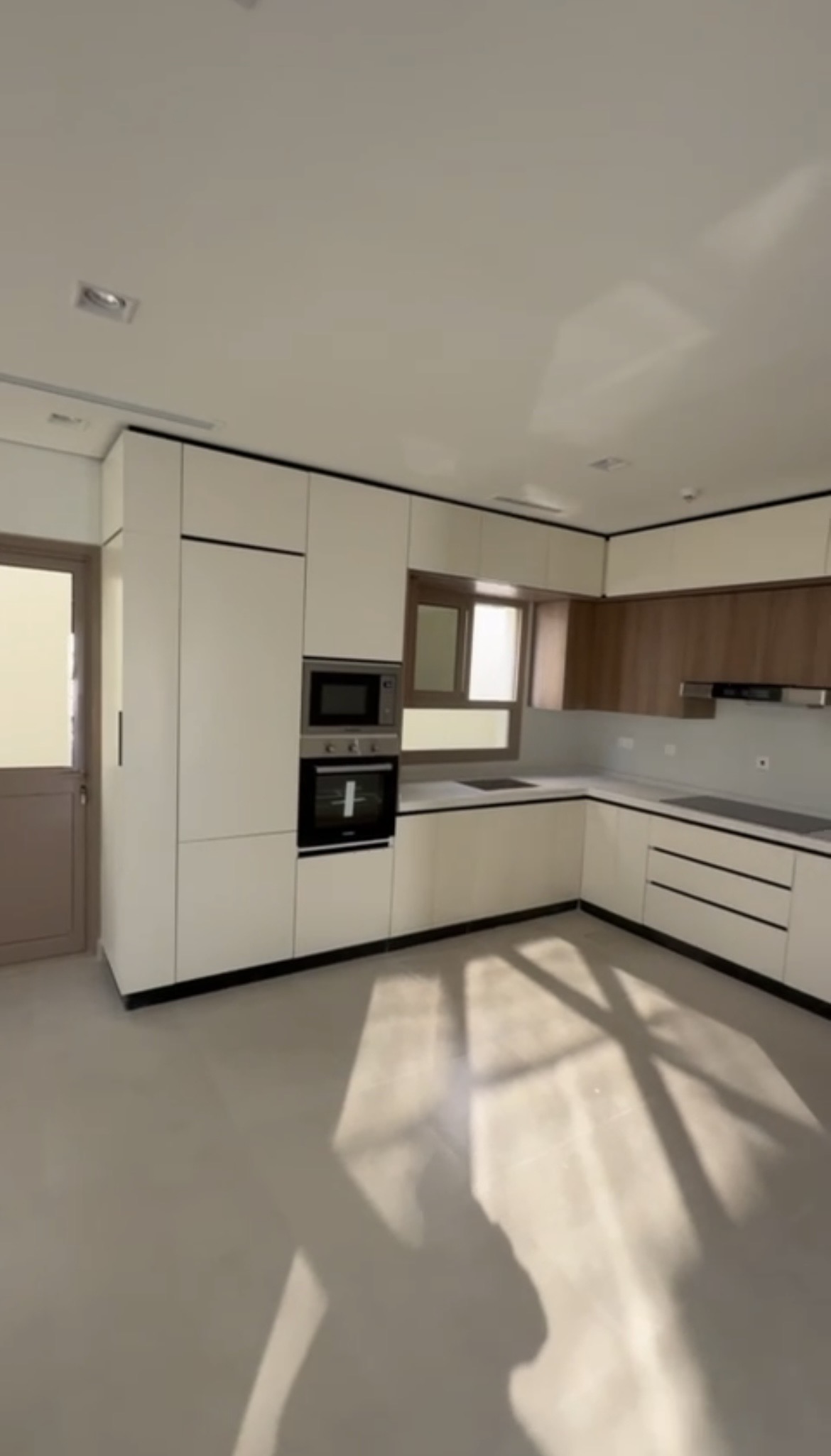 🏡 Corner Residential Villa for Rent in a Gated Compound